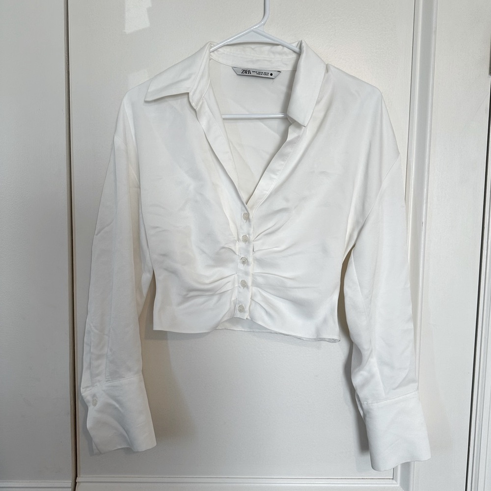 Zara  Long Sleeve Satin Poplin Top